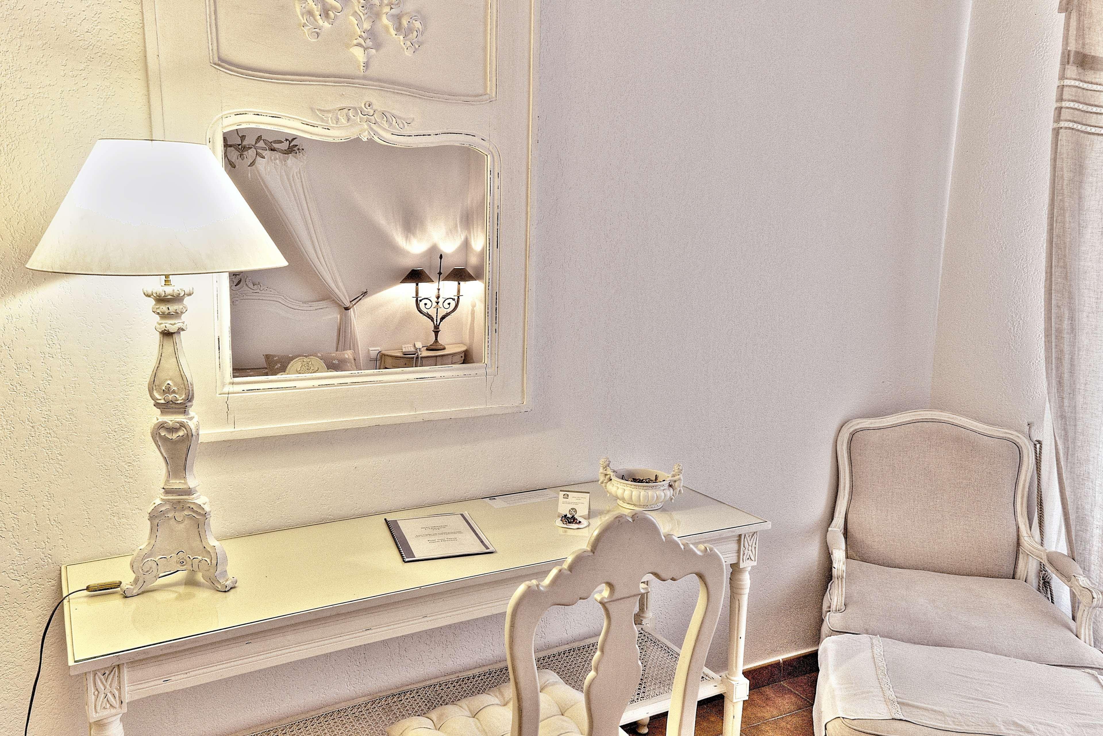 Best Western L'Orangerie Nîmes Eksteriør billede